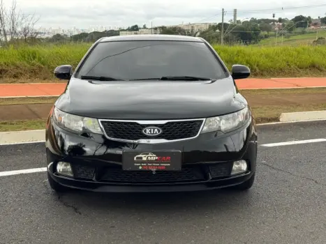 KIA Cerato Sedan , Foto 2
