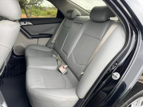 KIA Cerato Sedan , Foto 10