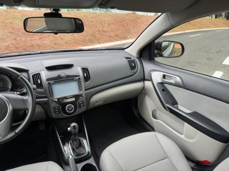 KIA Cerato Sedan , Foto 14