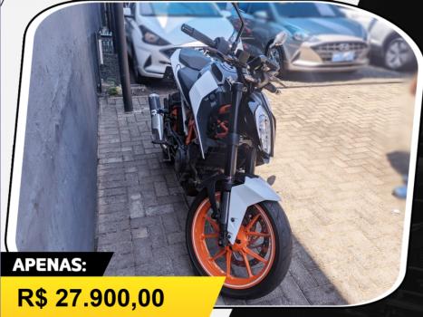 KTM 390 Duke , Foto 3