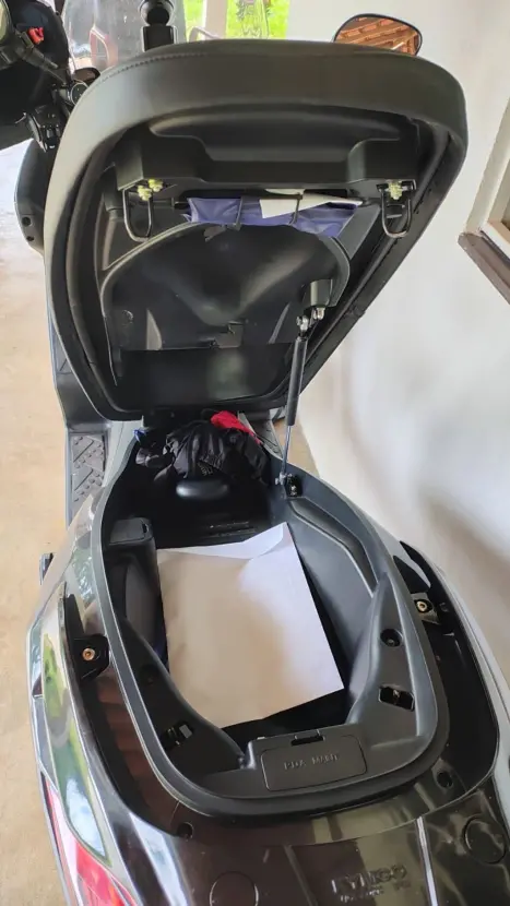 KYMCO Downtown 300i ABS, Foto 3