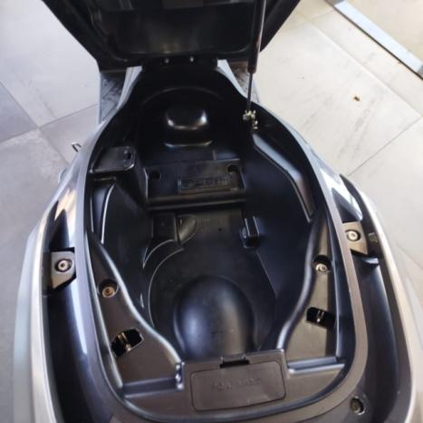 KYMCO Downtown 300i ABS, Foto 9
