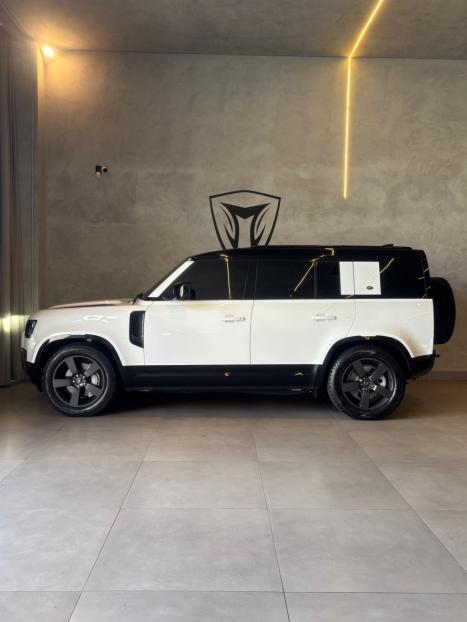 LAND ROVER Defender 110 3.0 24V 4P D300 TURBO DIESEL MHEV X-DYNAMIC SE AWD AUTOMTICO, Foto 3