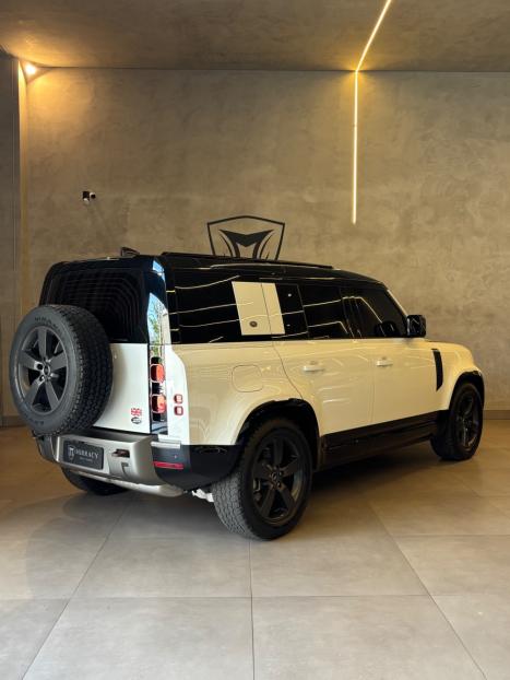 LAND ROVER Defender 110 3.0 24V 4P D300 TURBO DIESEL MHEV X-DYNAMIC SE AWD AUTOMTICO, Foto 5