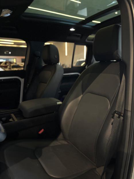 LAND ROVER Defender 110 3.0 24V 4P D300 TURBO DIESEL MHEV X-DYNAMIC SE AWD AUTOMTICO, Foto 6