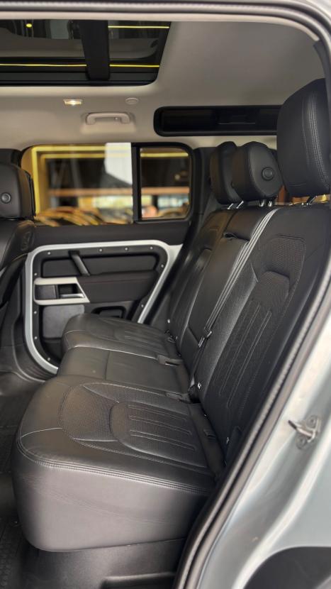 LAND ROVER Defender 110 2.0 16V 4P P300 SE AWD AUTOMÁTICO, Foto 9
