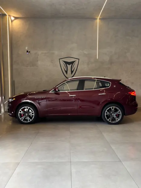 MASERATI Levante 3.0 V6 24V TURBO Q4 AUTOM�TICO, Foto 4