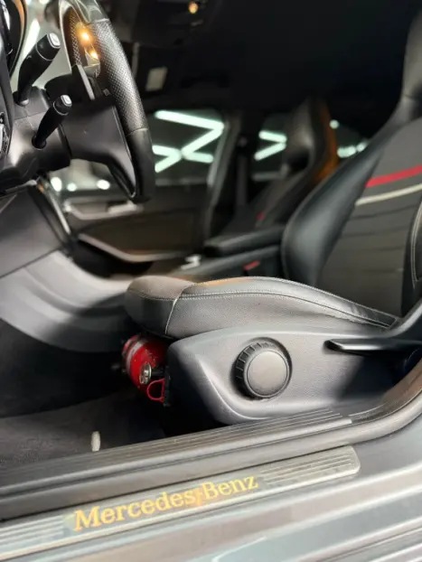 MERCEDES-BENZ A 200 1.6 16V 4P TURBO URBAN AUTOMTICO, Foto 4