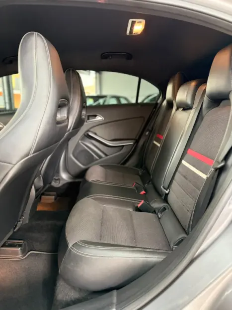 MERCEDES-BENZ A 200 1.6 16V 4P TURBO URBAN AUTOMTICO, Foto 6