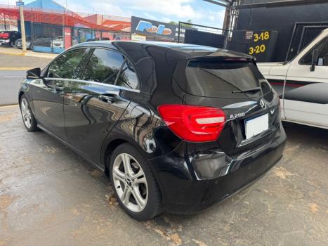 MERCEDES-BENZ A 200 1.6 16V 4P TURBO URBAN AUTOMÁTICO, Foto 3 MERCEDES-BENZ A 200 1.6 16V 4P TURBO URBAN AUTOMÁTICO, Foto 3