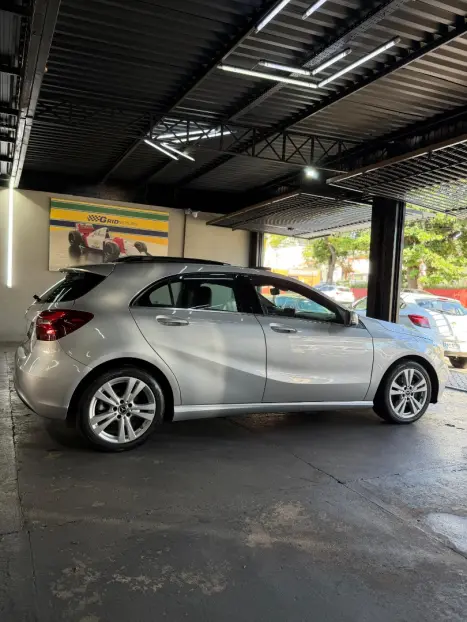 MERCEDES-BENZ A 200 1.6 16V 4P TURBO AUTOM�TICO, Foto 11