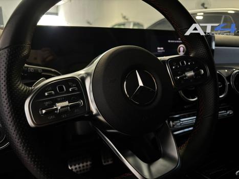 MERCEDES-BENZ A 35 AMG Hatch , Foto 1