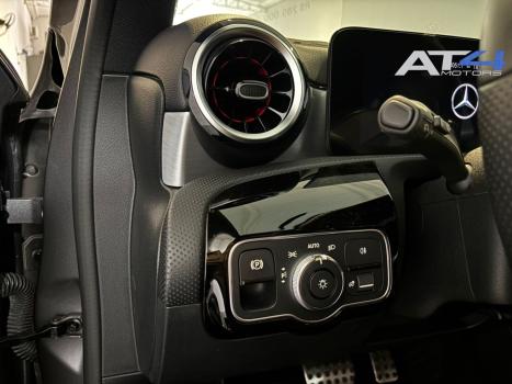 MERCEDES-BENZ A 35 AMG Hatch , Foto 16