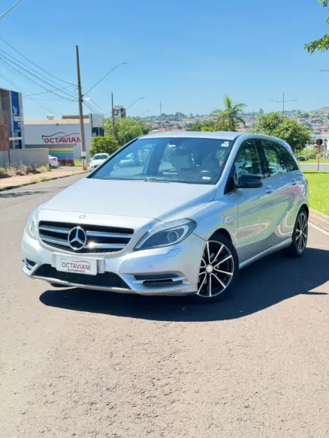 MERCEDES-BENZ B 200 1.6 4P SPORT TURBO AUTOM�TICO, Foto 1