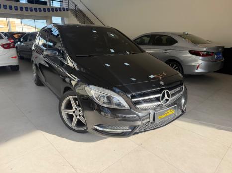 MERCEDES-BENZ B 200 1.6 4P TURBO AUTOM�TICO, Foto 1