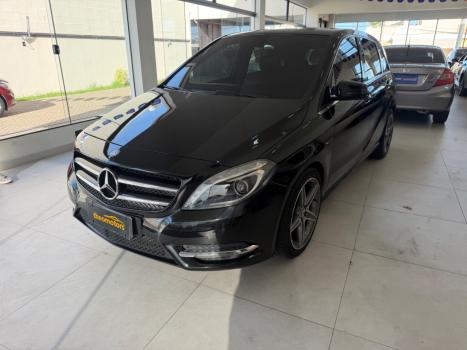 MERCEDES-BENZ B 200 1.6 4P TURBO AUTOM�TICO, Foto 3