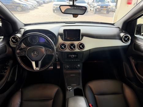 MERCEDES-BENZ B 200 1.6 4P TURBO AUTOM�TICO, Foto 8