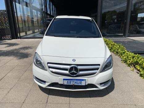 MERCEDES-BENZ B 200 1.6 4P SPORT TURBO AUTOMÁTICO, Foto 2