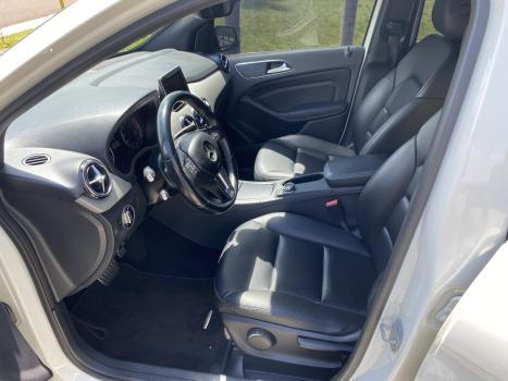 MERCEDES-BENZ B 200 1.6 4P SPORT TURBO AUTOMÁTICO, Foto 7