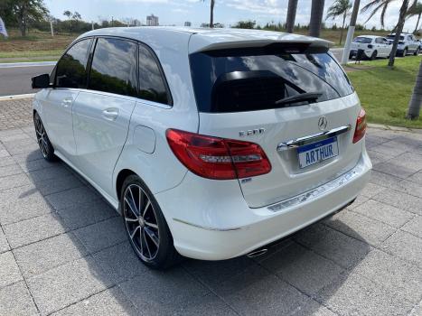 MERCEDES-BENZ B 200 1.6 4P SPORT TURBO AUTOMÁTICO, Foto 9