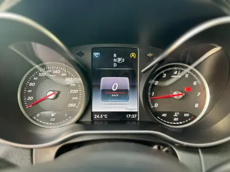 MERCEDES-BENZ C 180 1.6 16V 4P CGI AVANTGARDE TURBO AUTOMÁTICO, Foto 20 MERCEDES-BENZ C 180 1.6 16V 4P CGI AVANTGARDE TURBO AUTOMÁTICO, Foto 20