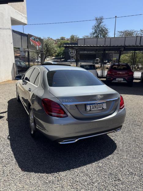 MERCEDES-BENZ C 200 2.0 16V 4P CGI TURBO AUTOMÁTICO, Foto 7 MERCEDES-BENZ C 200 2.0 16V 4P CGI TURBO AUTOMÁTICO, Foto 7