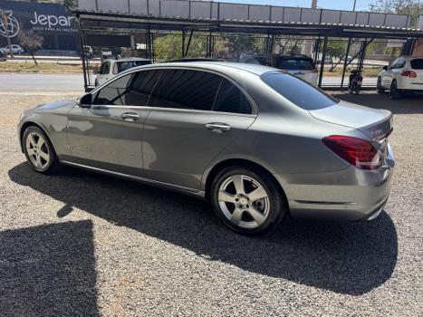 MERCEDES-BENZ C 200 2.0 16V 4P CGI TURBO AUTOMÁTICO, Foto 9 MERCEDES-BENZ C 200 2.0 16V 4P CGI TURBO AUTOMÁTICO, Foto 9