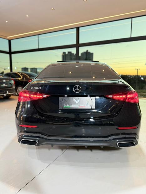 MERCEDES-BENZ C 300 2.0 16V 4P EQ BOOST TURBO H�BRIDO AMG LINE 9G-TRONIC AUTOM�TICO, Foto 8