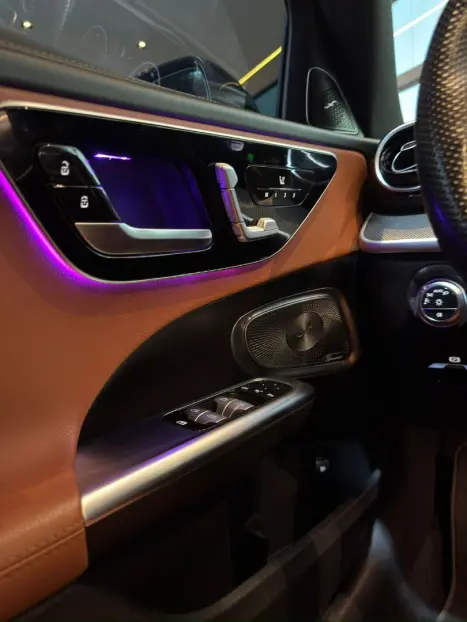 MERCEDES-BENZ C 300 2.0 16V 4P EQ BOOST TURBO H�BRIDO AMG LINE 9G-TRONIC AUTOM�TICO, Foto 17