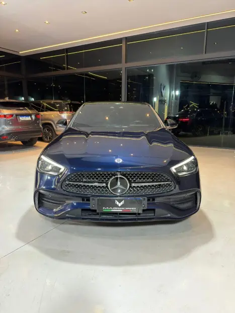 MERCEDES-BENZ C 300 2.0 16V 4P EQ BOOST TURBO H�BRIDO AMG LINE 9G-TRONIC AUTOM�TICO, Foto 9