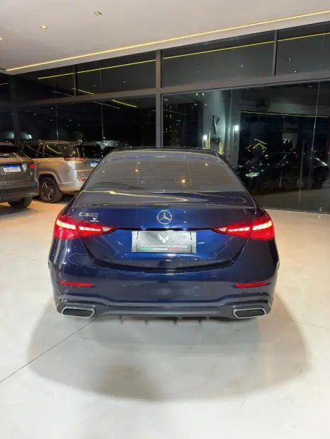 MERCEDES-BENZ C 300 2.0 16V 4P EQ BOOST TURBO H�BRIDO AMG LINE 9G-TRONIC AUTOM�TICO, Foto 11