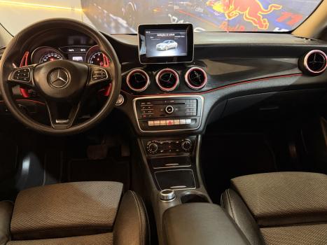 MERCEDES-BENZ CLA 180 1.6 16V 4P CGI TURBO 7G-TRONIC AUTOMÁTICO DCT, Foto 11