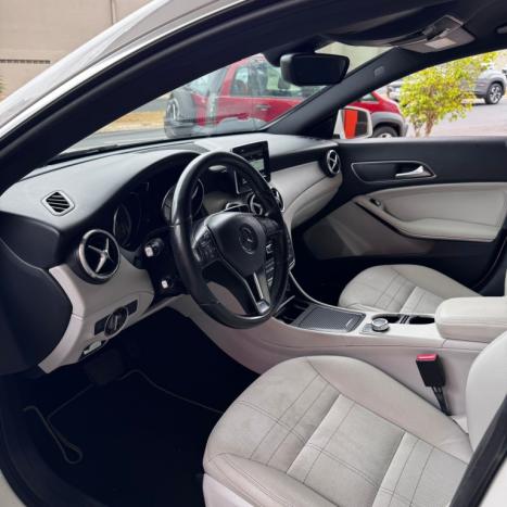 MERCEDES-BENZ CLA 200 1.6 16V 4P URBAN AUTOMTICO, Foto 10