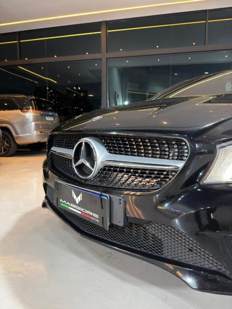 MERCEDES-BENZ CLA 200 1.6 16V 4P URBAN AUTOM�TICO, Foto 3