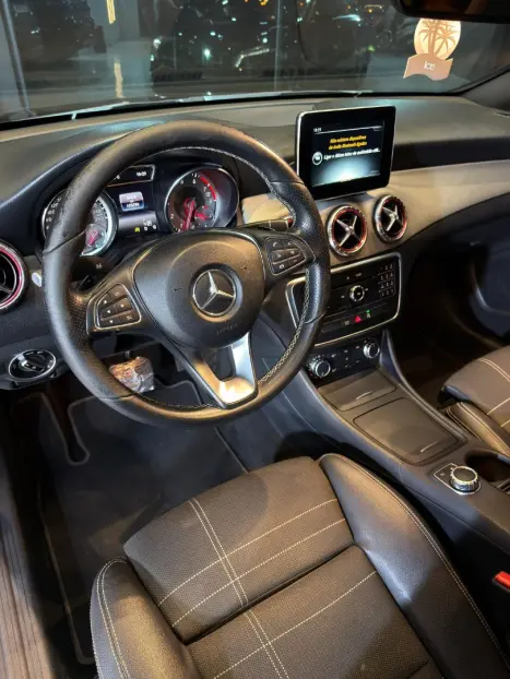 MERCEDES-BENZ CLA 200 1.6 16V 4P URBAN AUTOM�TICO, Foto 12