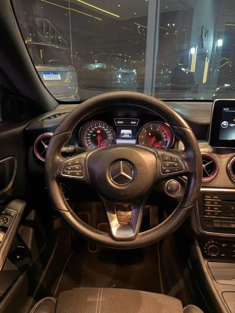 MERCEDES-BENZ CLA 200 1.6 16V 4P URBAN AUTOM�TICO, Foto 15