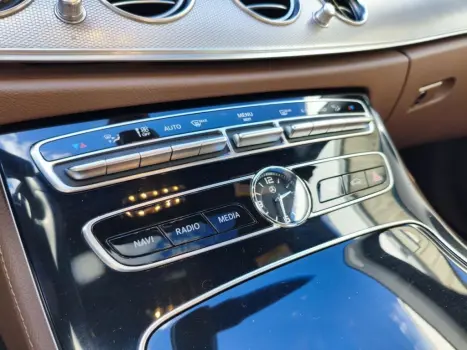 MERCEDES-BENZ E 250 , Foto 15