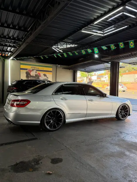 MERCEDES-BENZ E 250 1.8 16V 4P CGI AVANTGARDE AUTOM�TICO, Foto 11