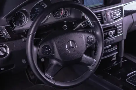 MERCEDES-BENZ E 500 5.5 V8 4P GUARD VR4 AUTOM�TICO, Foto 9