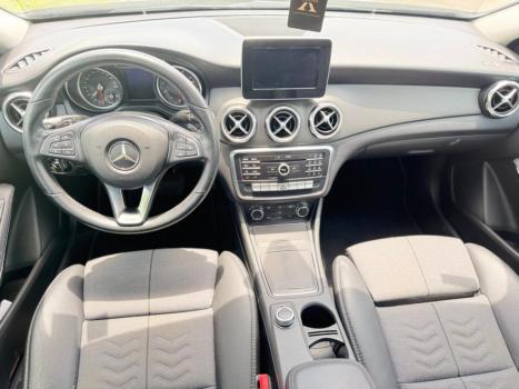 MERCEDES-BENZ GLA 200 1.6 16V 4P FLEX CGI STYLE TURBO AUTOMTICO, Foto 3