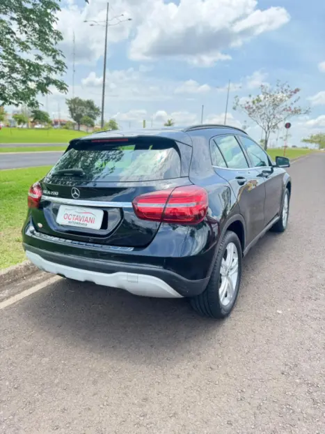 MERCEDES-BENZ GLA 200 1.6 16V 4P FLEX CGI STYLE TURBO AUTOMTICO, Foto 12