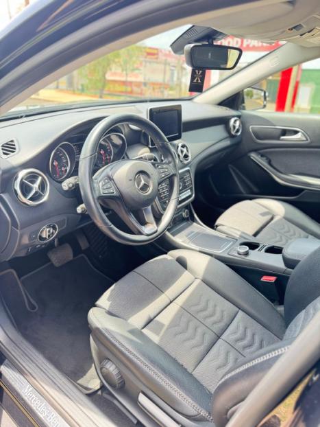 MERCEDES-BENZ GLA 200 1.6 16V 4P FLEX CGI STYLE TURBO AUTOMTICO, Foto 13