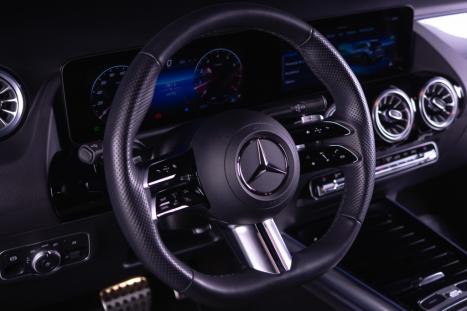 MERCEDES-BENZ GLA 200 1.3 16V 4P MHEV H�BRIDO AMG LINE 7G-DCT AUTOM�TICO, Foto 5