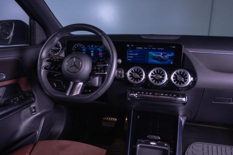 MERCEDES-BENZ GLA 200 1.3 16V 4P MHEV H�BRIDO AMG LINE 7G-DCT AUTOM�TICO, Foto 6