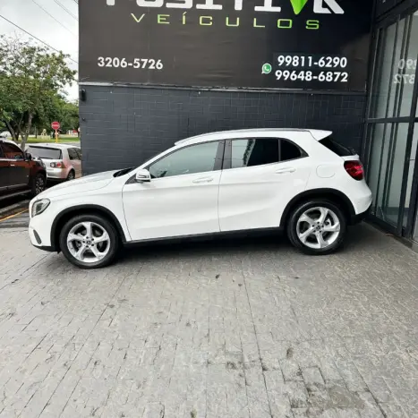 MERCEDES-BENZ GLA 200 1.6 16V 4P CGI ADVANCE TURBO AUTOM�TICO, Foto 4