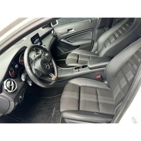 MERCEDES-BENZ GLA 200 1.6 16V 4P CGI ADVANCE TURBO AUTOM�TICO, Foto 7