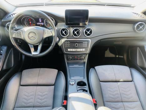 MERCEDES-BENZ GLA 200 1.6 16V 4P CGI STYLE TURBO AUTOM�TICO, Foto 9