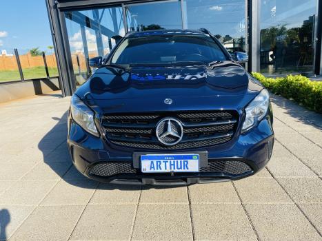 MERCEDES-BENZ GLA 200 1.6 16V 4P CGI STYLE TURBO AUTOM�TICO, Foto 2