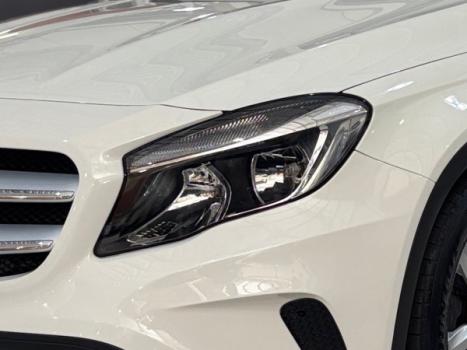 MERCEDES-BENZ GLA 200 1.6 16V 4P FLEX CGI ADVANCE TURBO AUTOM�TICO, Foto 2