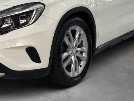 MERCEDES-BENZ GLA 200 1.6 16V 4P FLEX CGI ADVANCE TURBO AUTOM�TICO, Foto 3